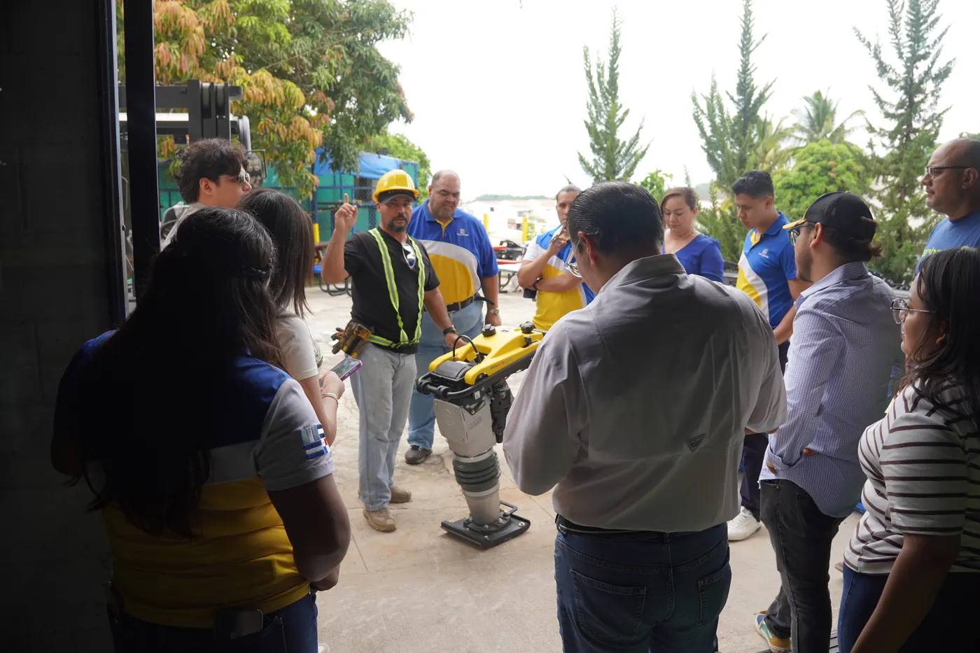 Compaction demonstration with an impact rammer